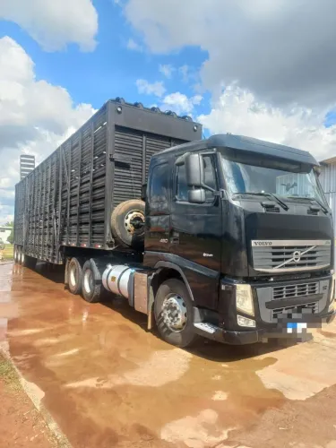 VOLVO FH 460  BOIADEIRO    REPASSE