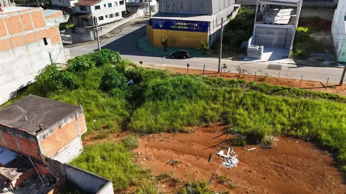 Lote no Bairro Carmela III, Guarulhos, com Escritura e Matrícula regularizados