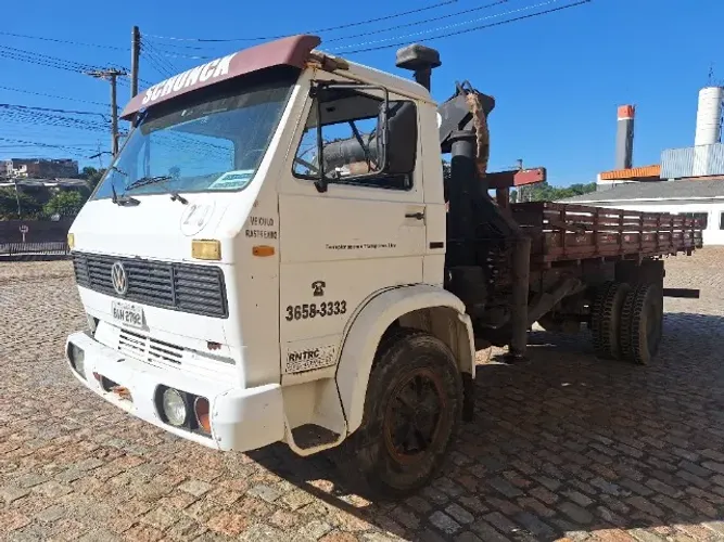 CAMINHÃO VOLKSWAGEN 14.140 COM MUNCK COM 270.589 KM