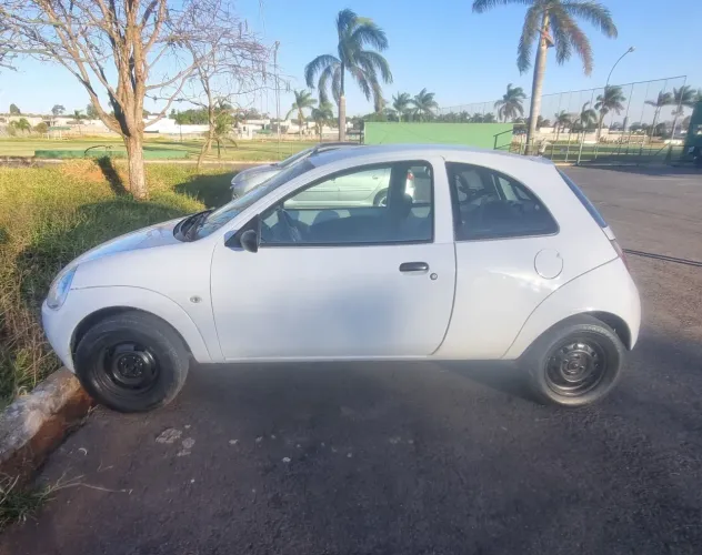 Ford KA GL 1.0i Zetec Rocam 2003