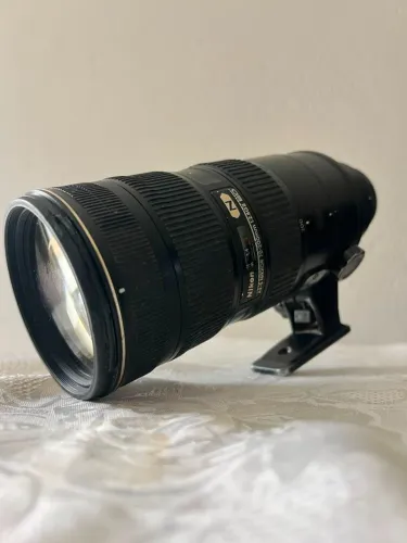 Lente Nikkor 70-200mm F/2.8G ED VR II