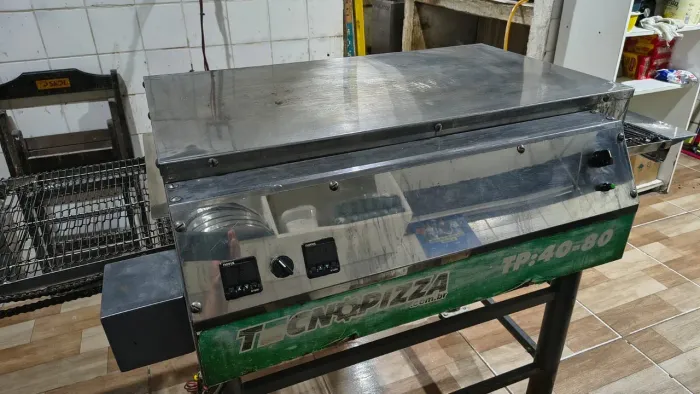 Forno esteira elétrico Tecnopizza