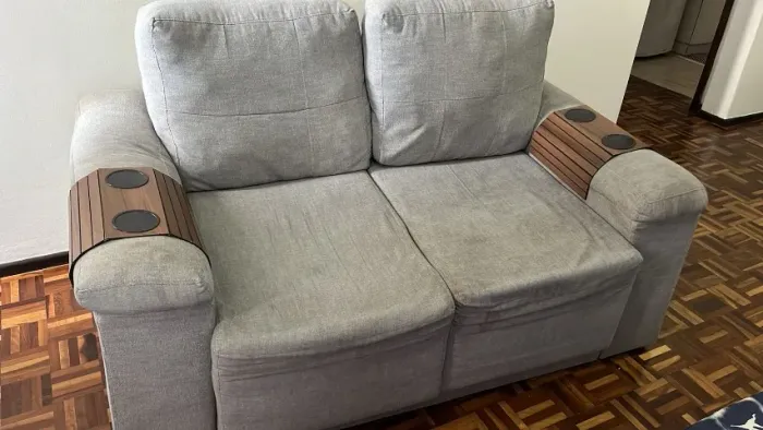 Sofá 2 lugares