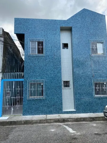 Excelente Aptº de 1 quarto - R$900,00 + 50,00 tx de água