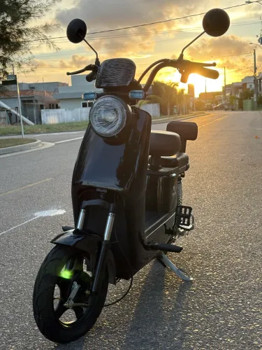 Moto Elétrica Voltur Z3 | 600W | Não precisa de CNH | Econômica