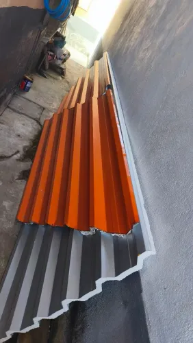 Telha semi sanduíche