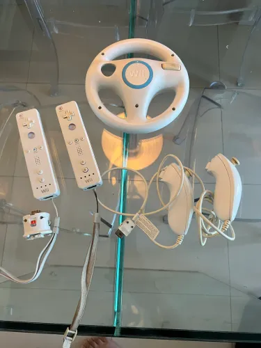 Controle + nunchuck + volante + motion plus nintendo wi
