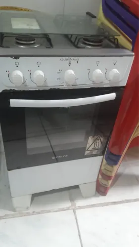 Fogão semi novo 