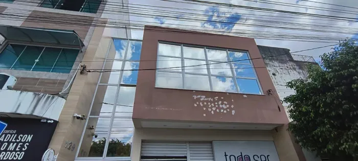 Alugo Sala Comercial centro Sr do Bonfim 