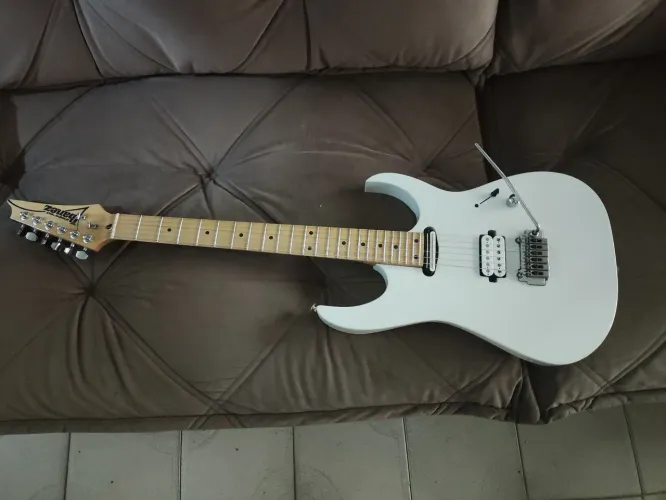 Guitarra superstrato morozesk inspired ibanez
