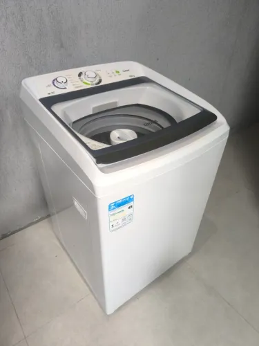 Máquina de lavar roupas 