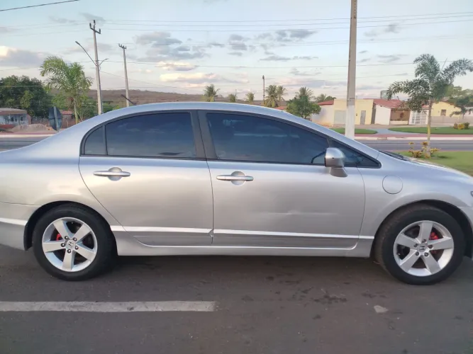 Honda Civic Sedan LXS 1.8/1.8 Flex 16V Aut. 4P 2010