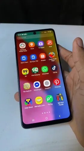Samsung Galaxy A51 128GB completo com acessórios