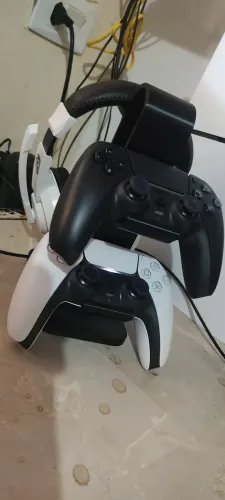 Play 5