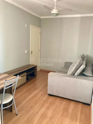 Apartamento mobiliado com dois quartos no Residencial Parque Aquiles Jardim Primor