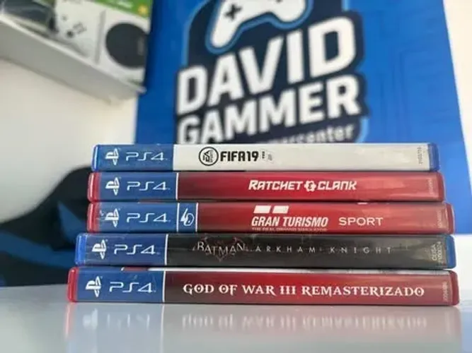 LOTE 5 JOGOS PS4 (LOTE COMPLETO 5 UNIDADES)