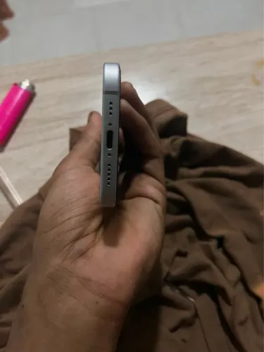 iPhone 15 128g