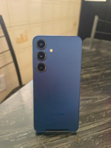 S25