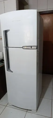 Geladeira Brastemp Frost Free 354L