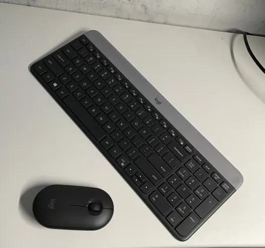 Combo Teclado Logitech K470 + Mouse M340 Sem Fio
