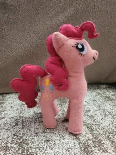 Pelúcia em Feltro My Little Pony - Pinkie Pie