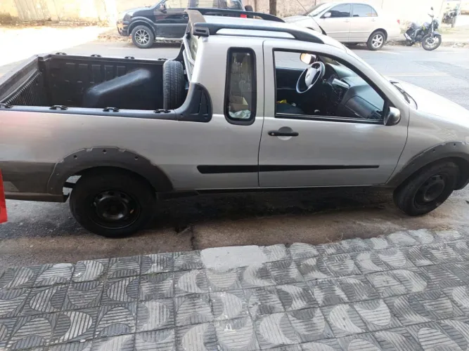 Fiat Strada Trekking 1.4 MPI Fire Flex 8V CE 2011