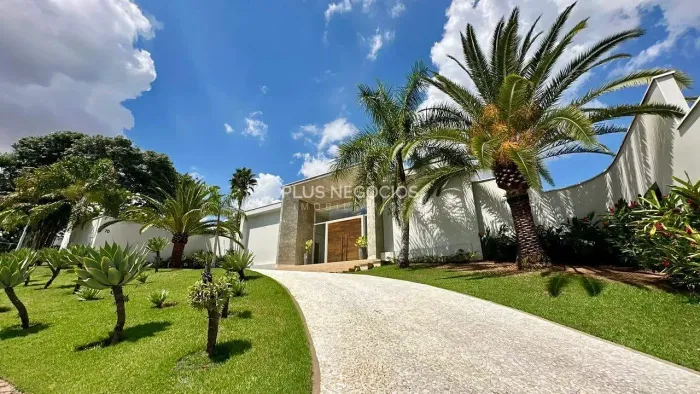 Casa à venda | 6 suítes | 4.615m² | Condomínio Chácara Santa Maria | Votorantim, SP