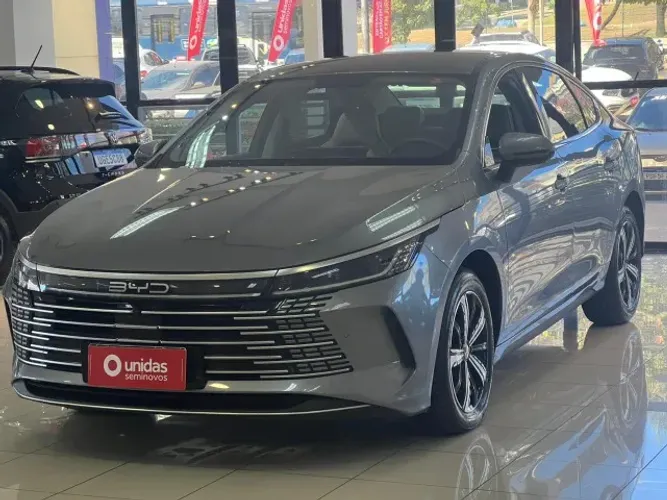 BYD King GS 1.5 16V Híbrido Aut. 2025