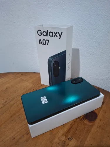 Vendo celular SAMSUNG A07 128GB com Leitor de impressão de digital Novo nunca usado