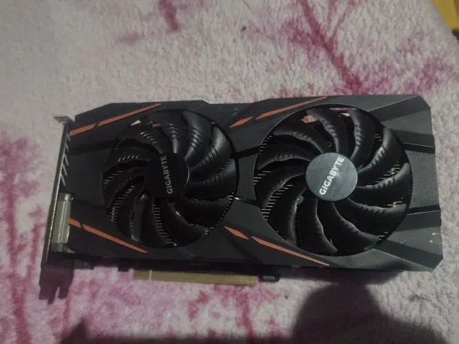 Rx580 usada boa original gigabyte