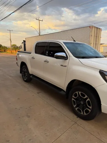 Toyota Hilux CD 4X4 2.8 Diesel Mec. 2019