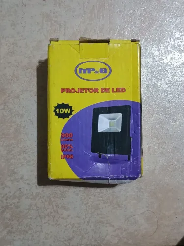 Refletor Led 10w Corpo Preto Ip66 Holofote Branco Quente