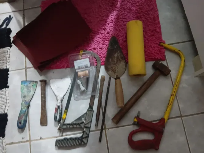 Vendo material de pedreiro usado