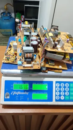 sucata de placas eletrônica e catalisador gasolina flex diesel 