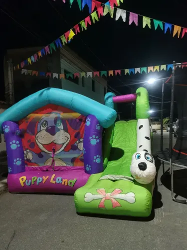 Castelo Inflável com Escorrega