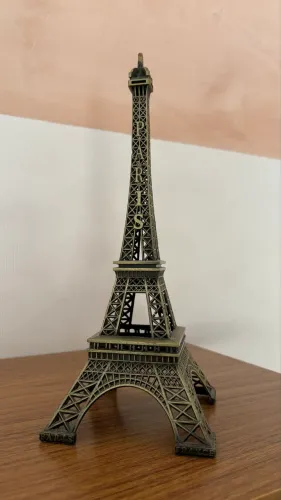 Estátua Decorativa Torre Eiffel