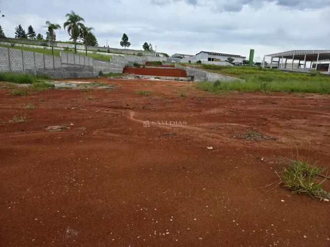 Terreno á venda em Cotia com 10 mil metros