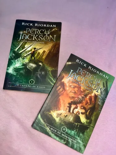 Livros Percy Jackson Vol. 1 e 2 ? Rick Riordan