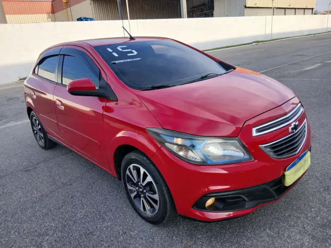 Chevrolet Onix Hatch LTZ 1.4 8V Flex Power Mec. 4P 2015