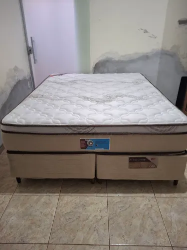 Vendo Cama BOX. Somente no pix ou dinheiro quando conversar pessoalmente.