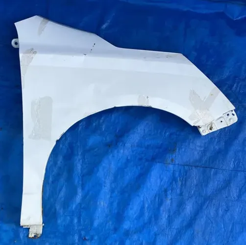 Paralama Direito Cobalt 2012 A 2016 / Detalhe