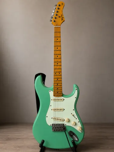 Guitarra Tagima T530
