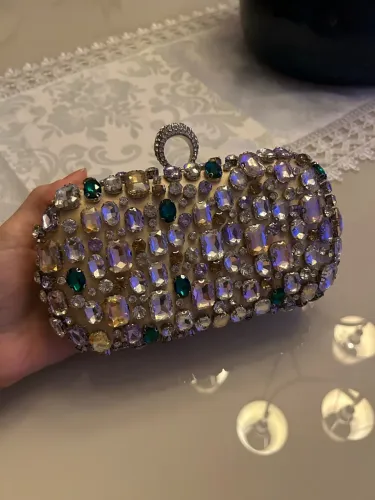 Bolsa de festa usada uma única vez
