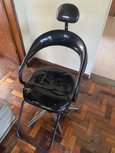 Vende-se cadeira de salão