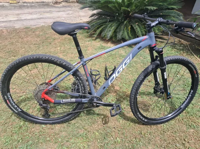 Vendo Bike OGGI 7.2 Grupo Shimano Deore 12v