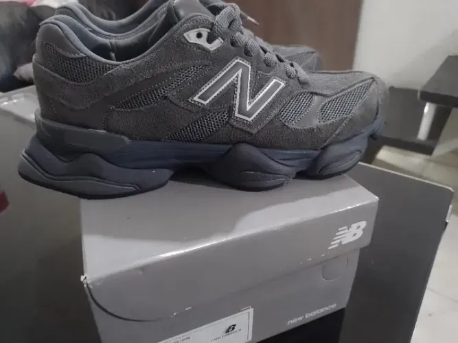 New balance 9060 novo Tam.41 linha premium