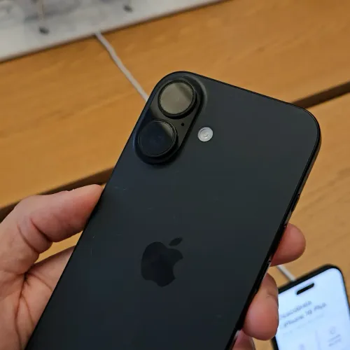 VENDO IPHONE 16 128 Gb