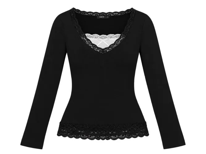 Blusa Preta Manga Longa com Renda
