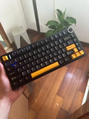 Teclado Aula F75 zero!