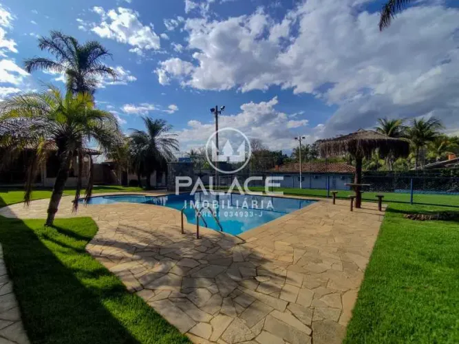Casa 2 quartos, piscina, churrasqueira, campo de futebol : / Residencial / Colinas do Pira